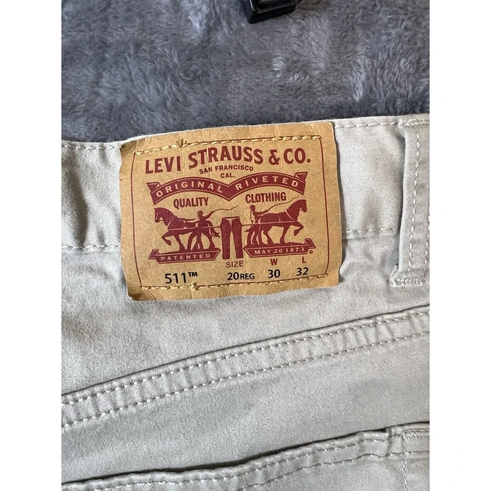 Levis levis 511